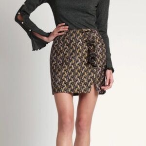 N12H Eleanor Harvest Skirt - Elegant Black and Gold Patterned Skirt - Like New